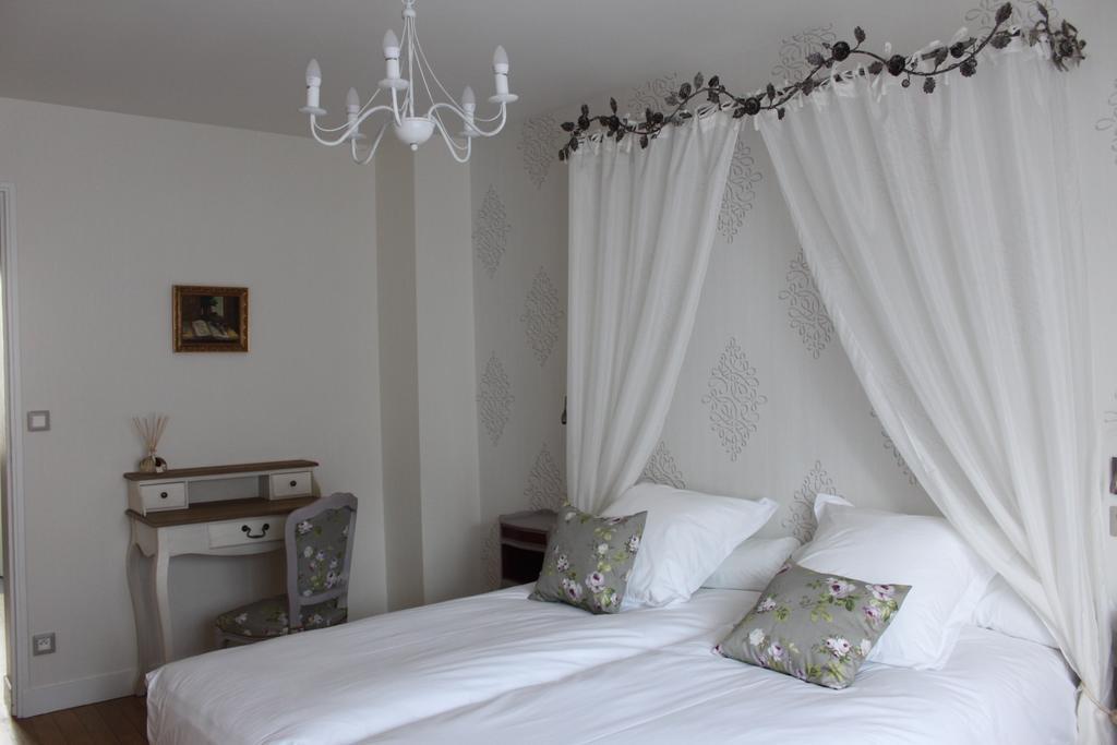 Au Coeur De Beauvais Bed & Breakfast Eksteriør bilde