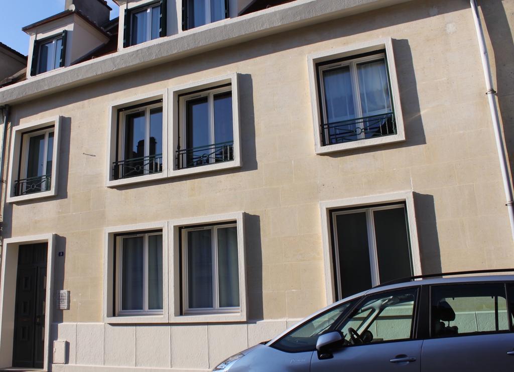 Au Coeur De Beauvais Bed & Breakfast Eksteriør bilde